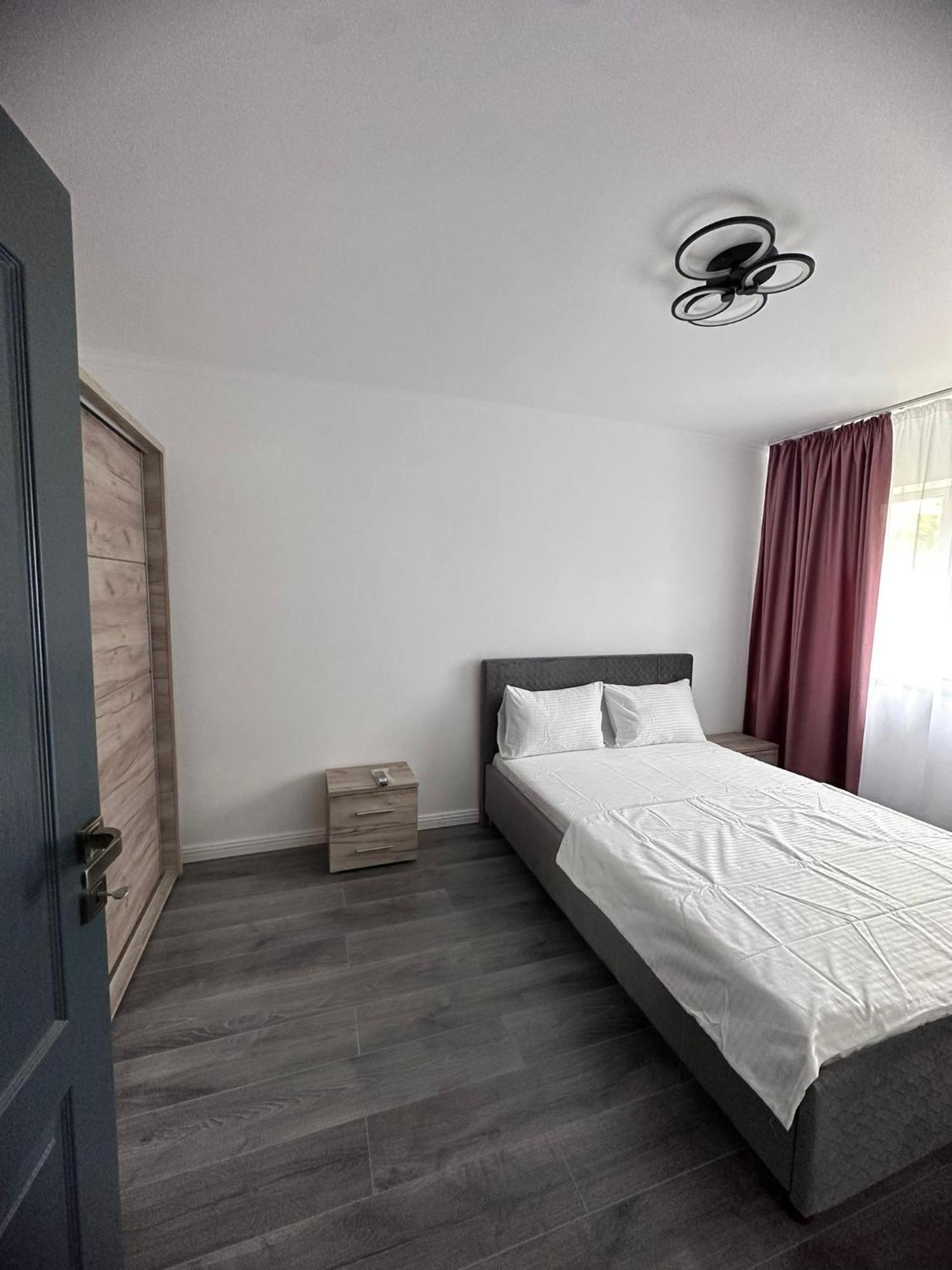 Apartament 3 Camere Trapezului Bucharest Exterior photo
