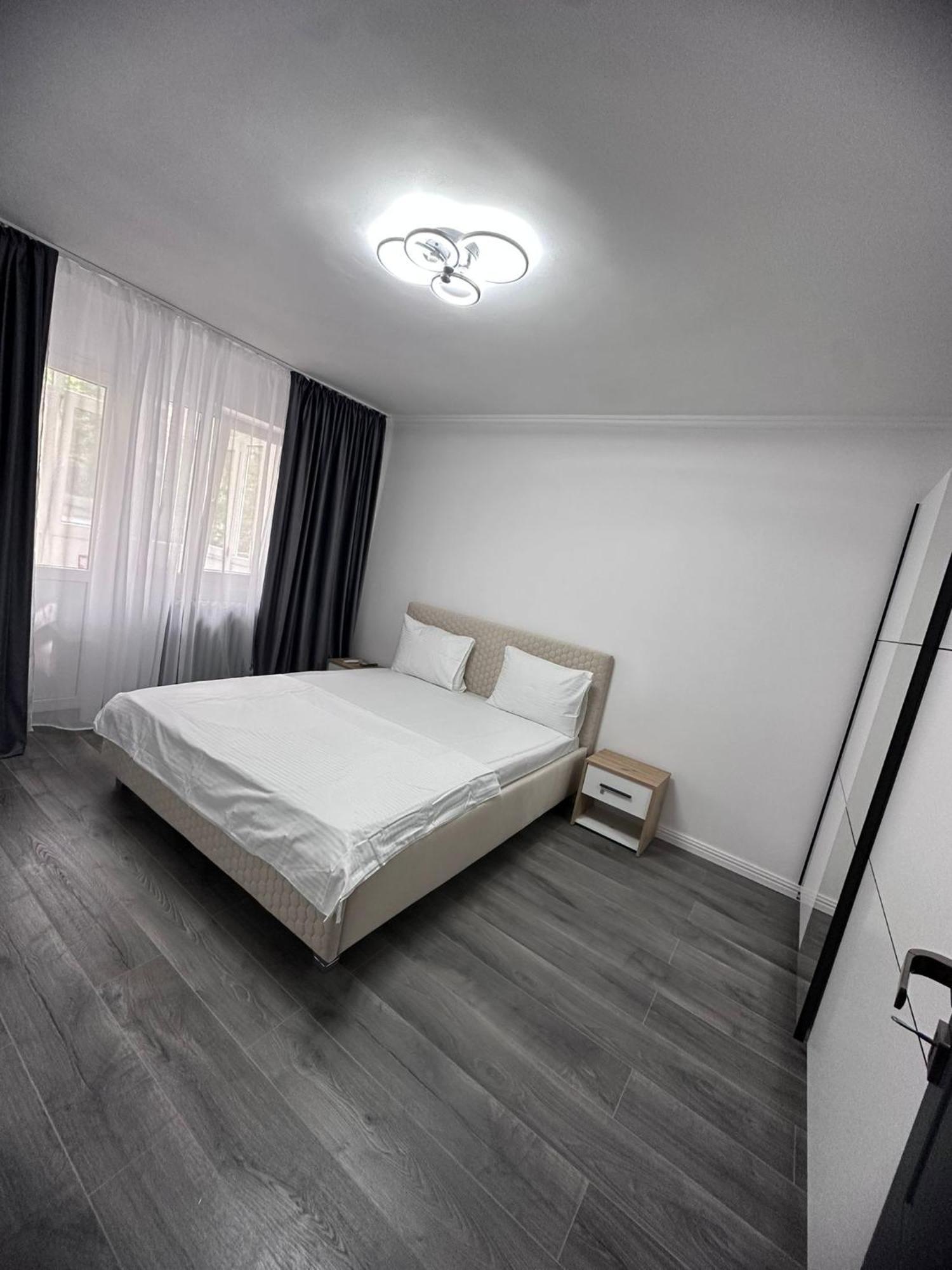 Apartament 3 Camere Trapezului Bucharest Exterior photo